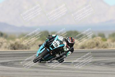 media/Jan-15-2026-Racers Edge (Thu) [[dfebeb70ab]]/2-A Group/Session 3 (Turn 16)/